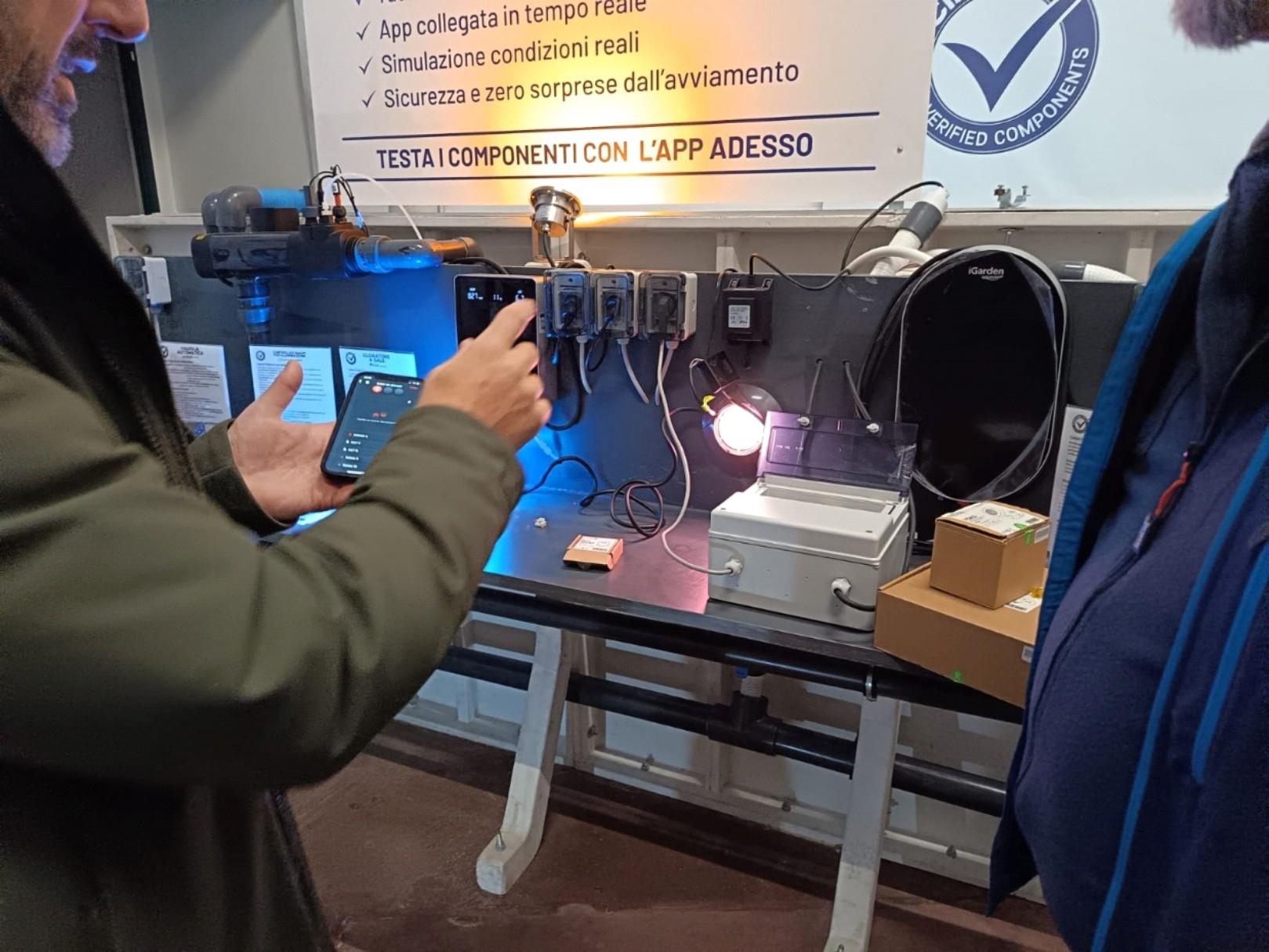 Davide con responsabile SEAMAID al Centro Testing